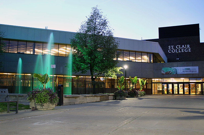 加拿大就业率高的college—圣克莱尔学院